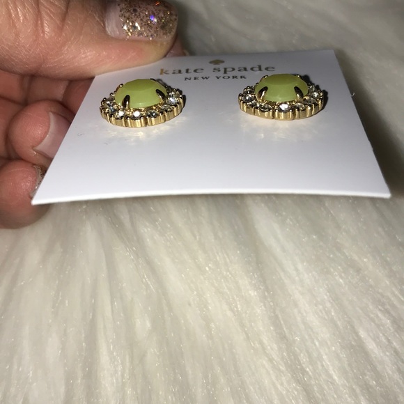 Kate Spade ♠️ Gold-Tone Round Crystal Stud Earring - Picture 4 of 4